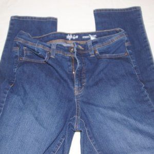 Style & Co. Straight leg size 8s
